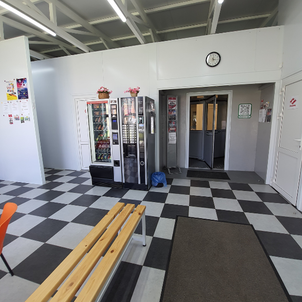 Вход в корт